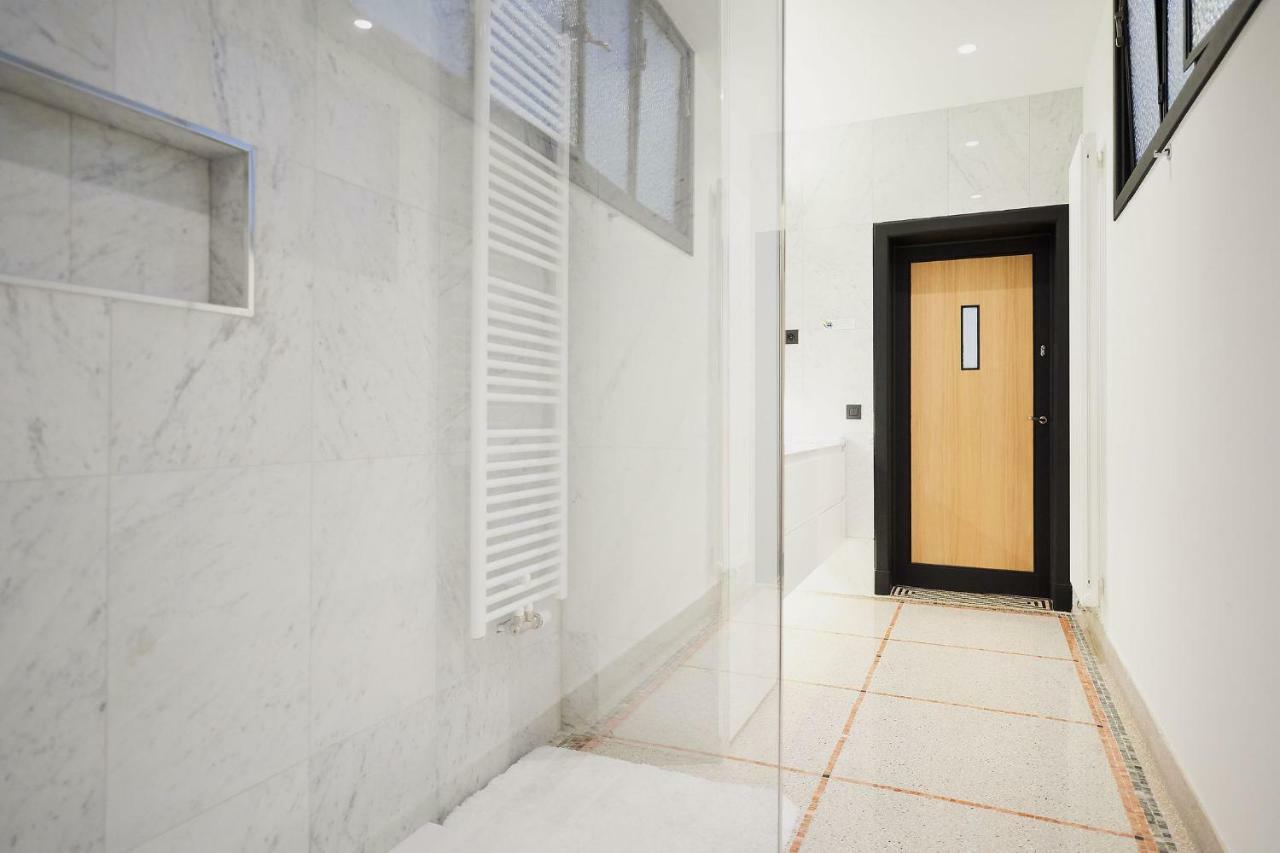 B&B Suites 124 Saint-Gilles Ngoại thất bức ảnh
